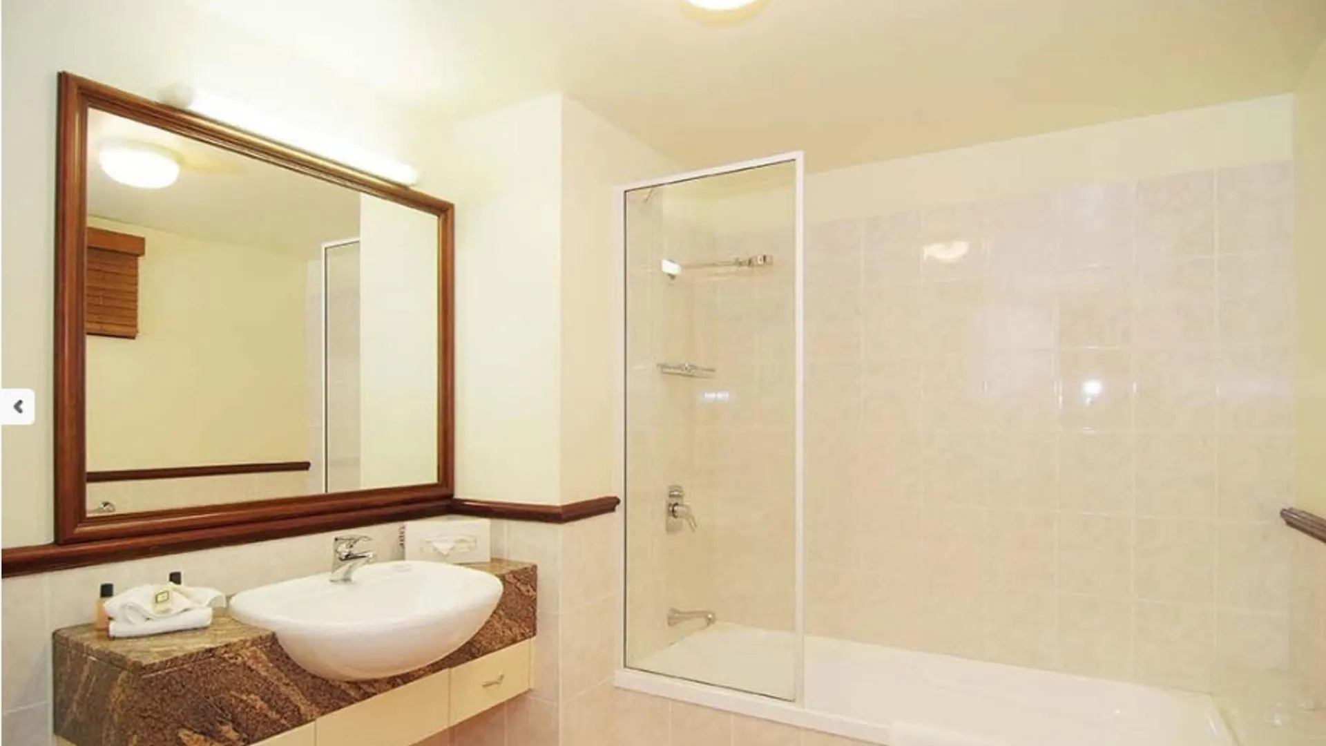 At Water'S Edge Resort Airlie Beach 4*,