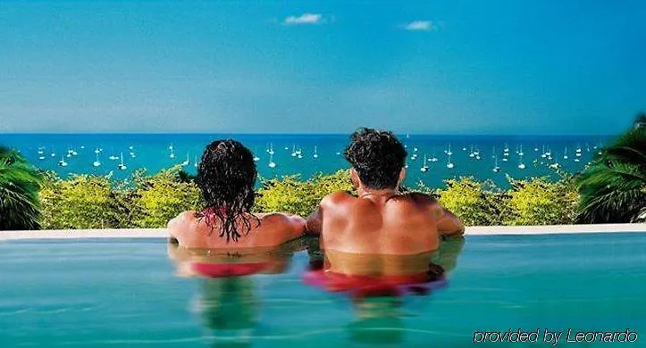At Water'S Edge Resort Airlie Beach